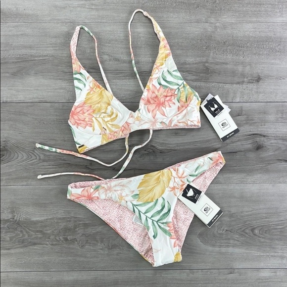 ☀️RIP CURL☀️ LA BONITA RESERVABLE CROP LA BONITA GOOD PANT BIKINI SET - Picture 2 of 16